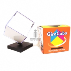 Foto Gira Cubo Grande Acrílico (8,5 cm) - Incolor (c/ cx. Ilustrada)